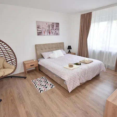 1 Apartment
