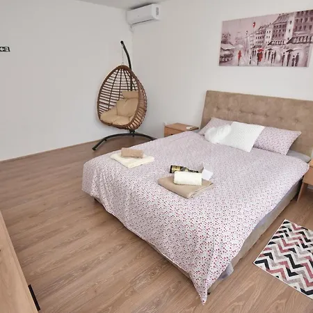 1 Apartment Kragujevac