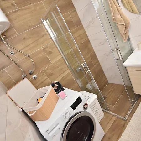 1 * Kragujevac